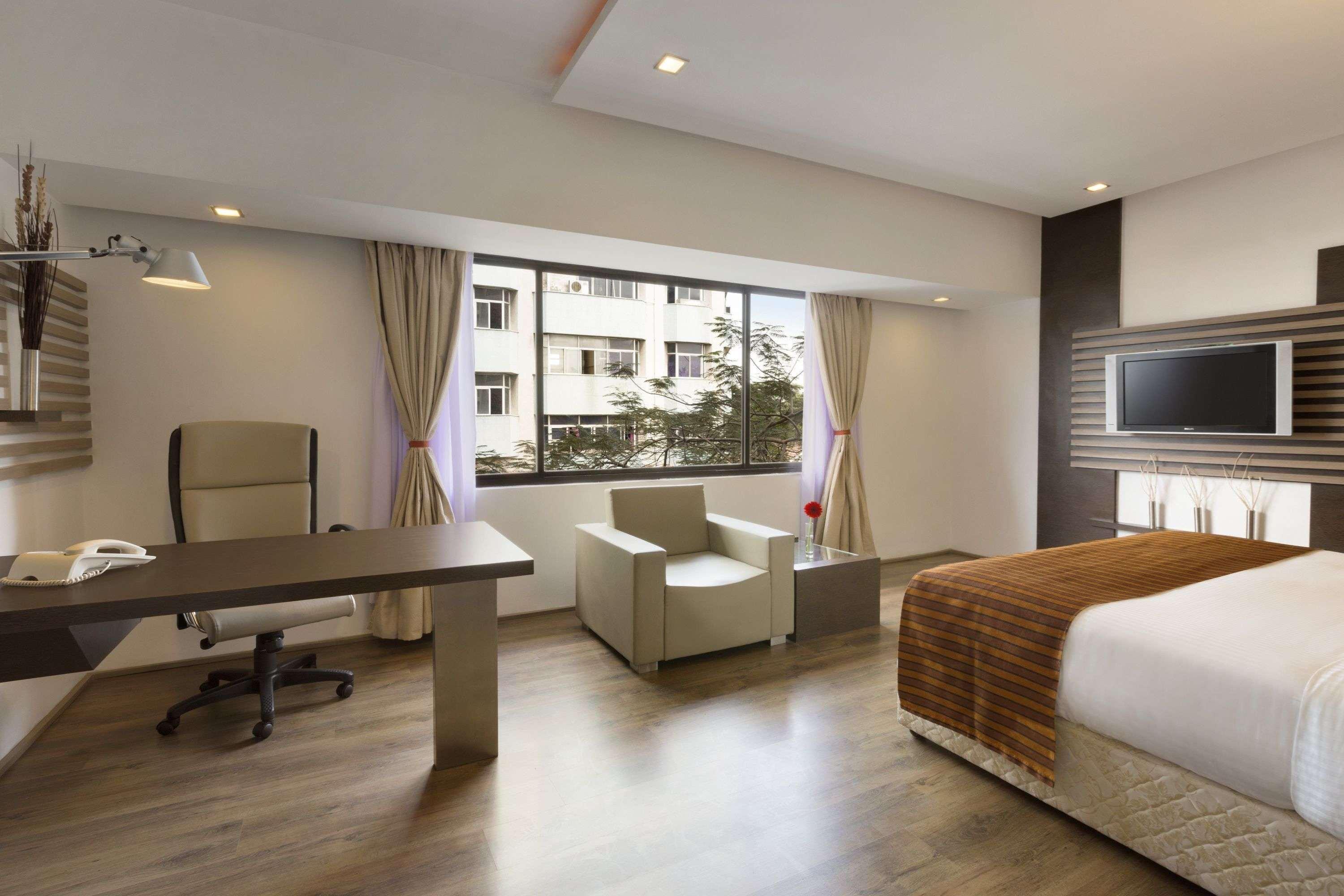 Ramada By Wyndham Chennai Egmore Exterior photo