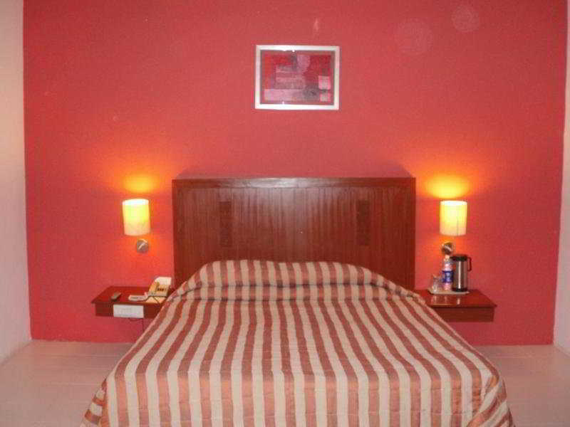 Ramada By Wyndham Chennai Egmore Exterior photo