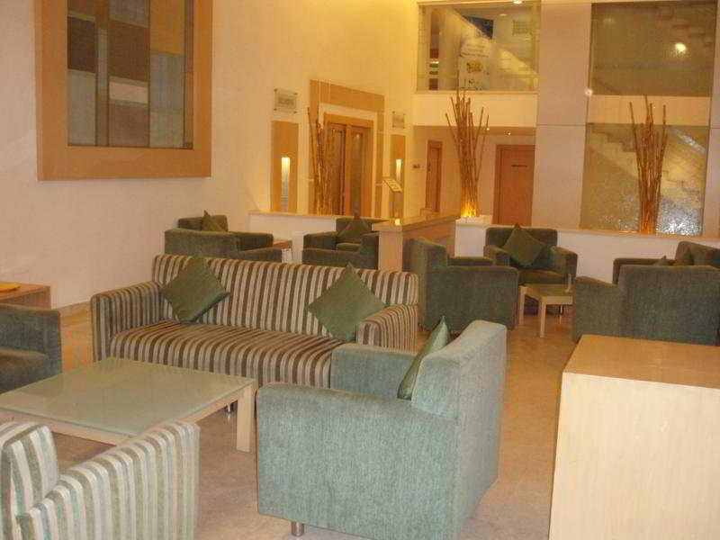 Ramada By Wyndham Chennai Egmore Exterior photo
