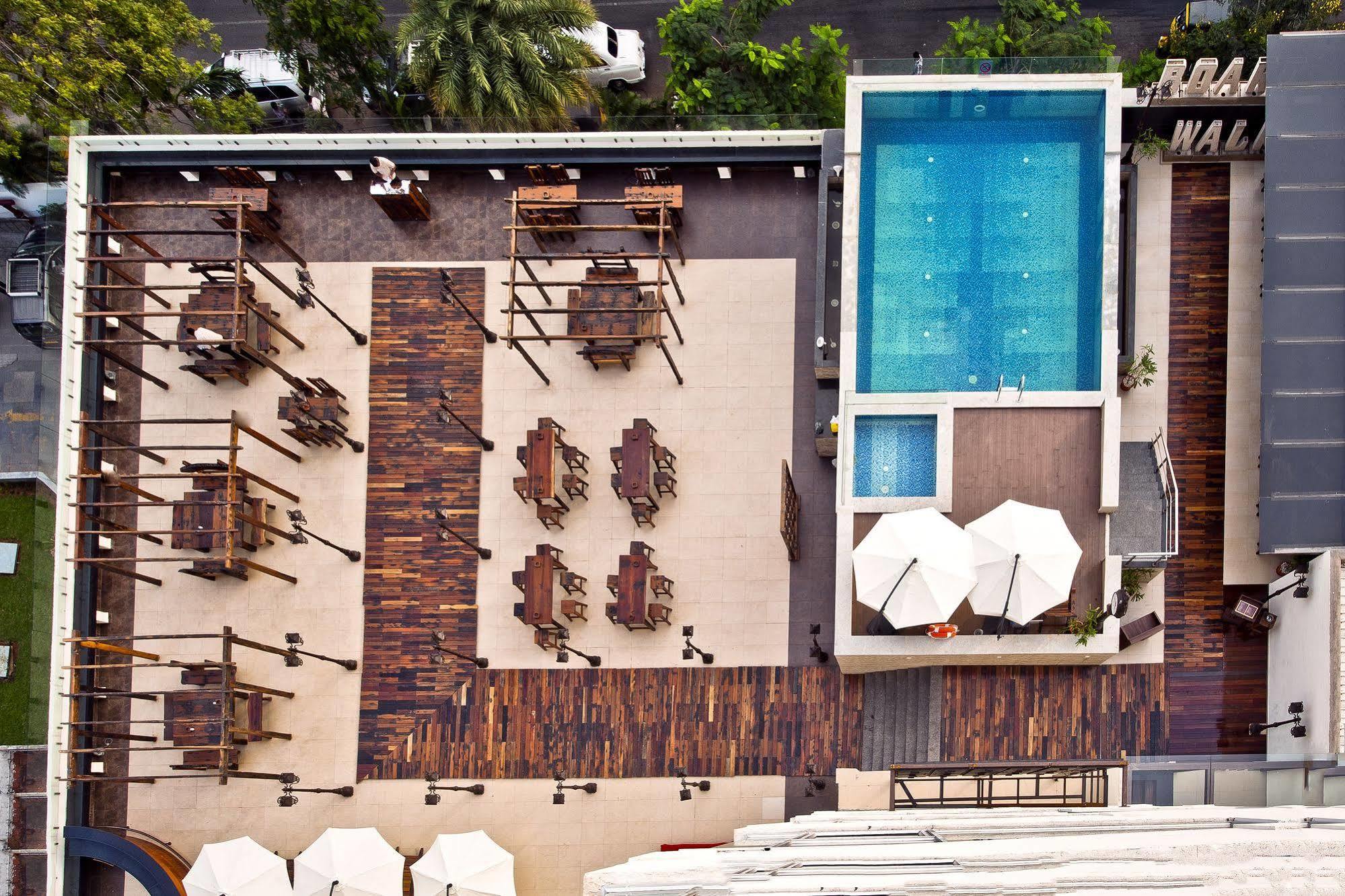 Ramada By Wyndham Chennai Egmore Exterior photo